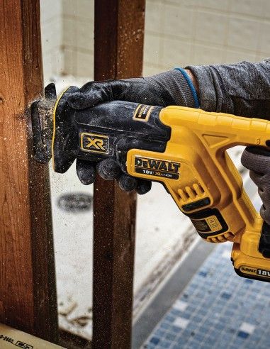 Kit Dewalt 8 herramientas + 3 bat 5ah + Cargador DCB1104 + 4xTstak VI Kit DCK867P3
