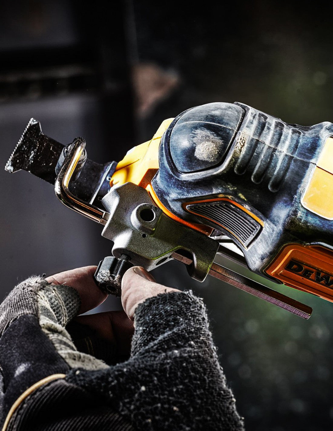 Kit Dewalt 8 herramientas + 3 bat 5ah + Cargador DCB1104 + 4xTstak VI DCK869P3