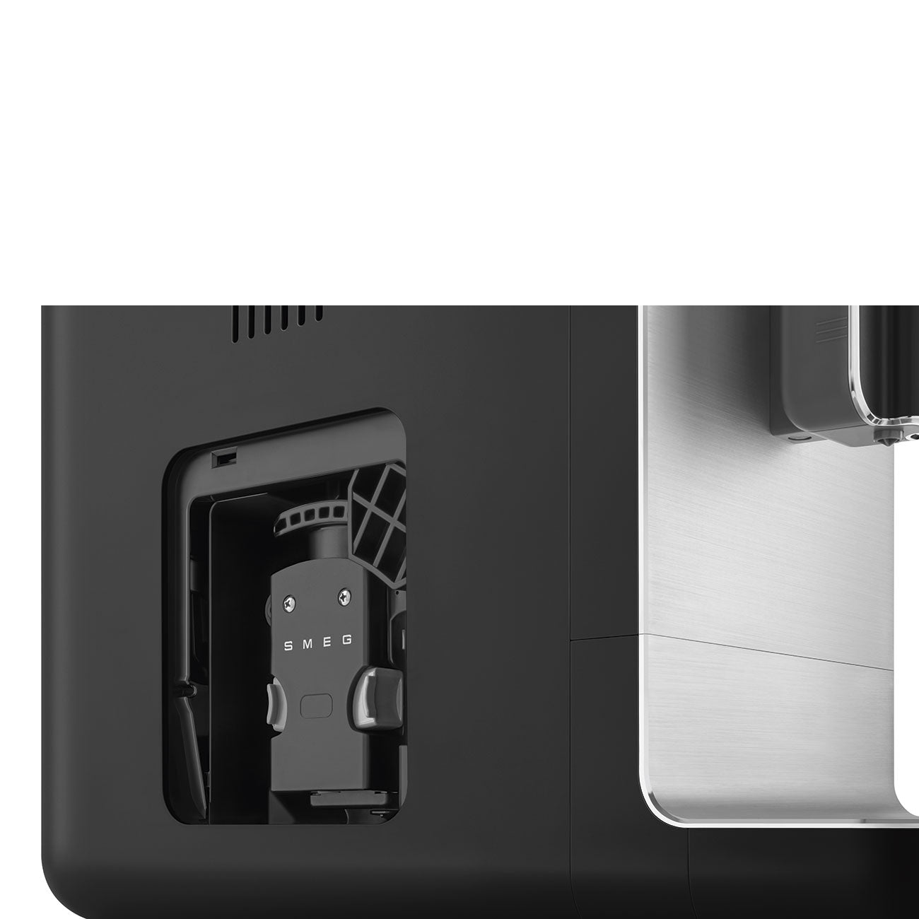 Cafetera Espresso Superautomática con varilla de vapor Smeg