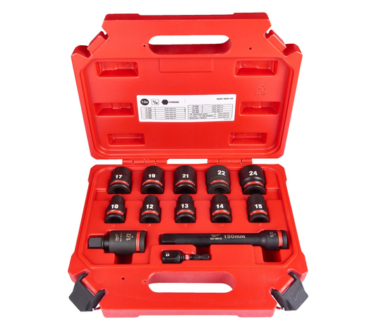 Juego de 13 piezas con vasos de impacto cortos 1/2" Milwaukee